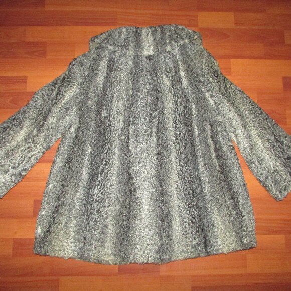 Vintage Silver Gray Persian Lamb Fur Coat - Picture 4 of 11